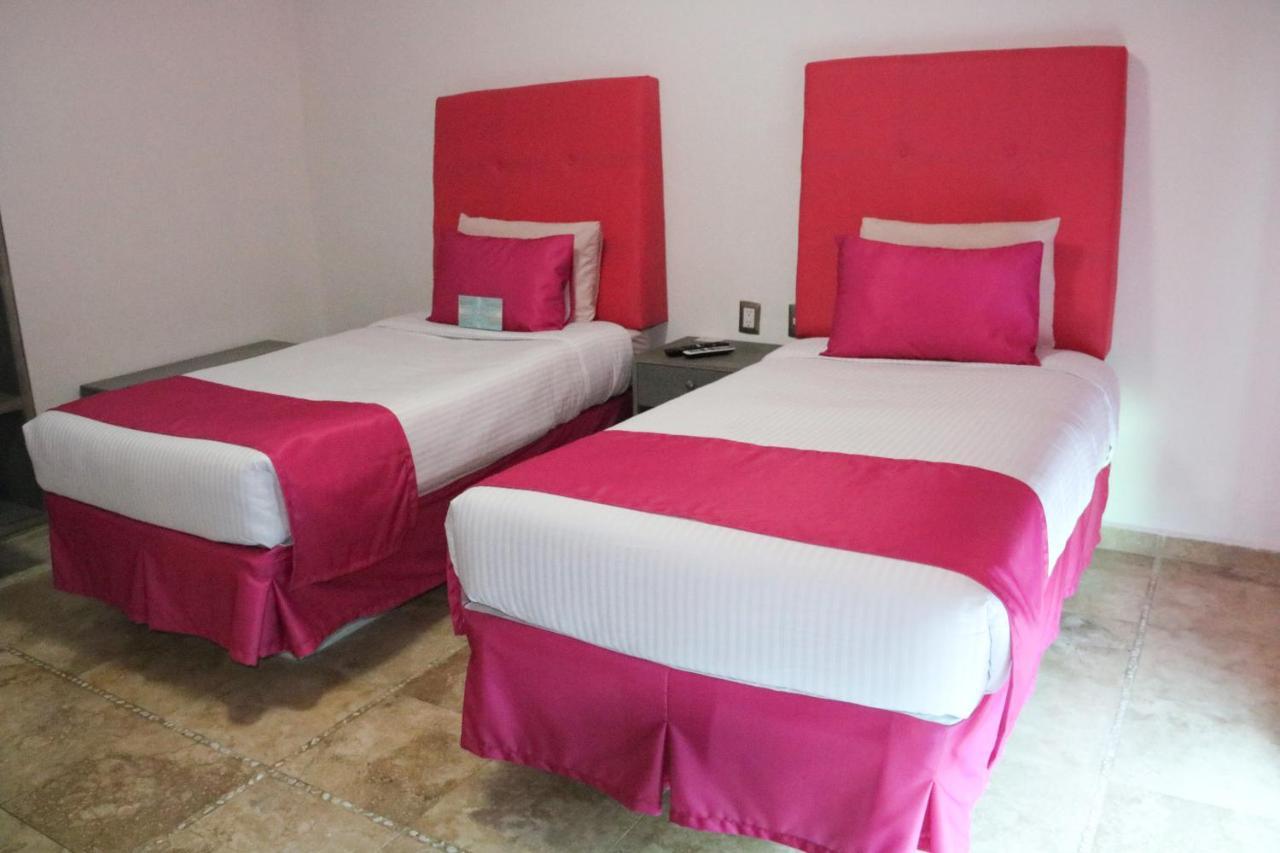 Miami Inn Nuevo Vallarta Ngoại thất bức ảnh