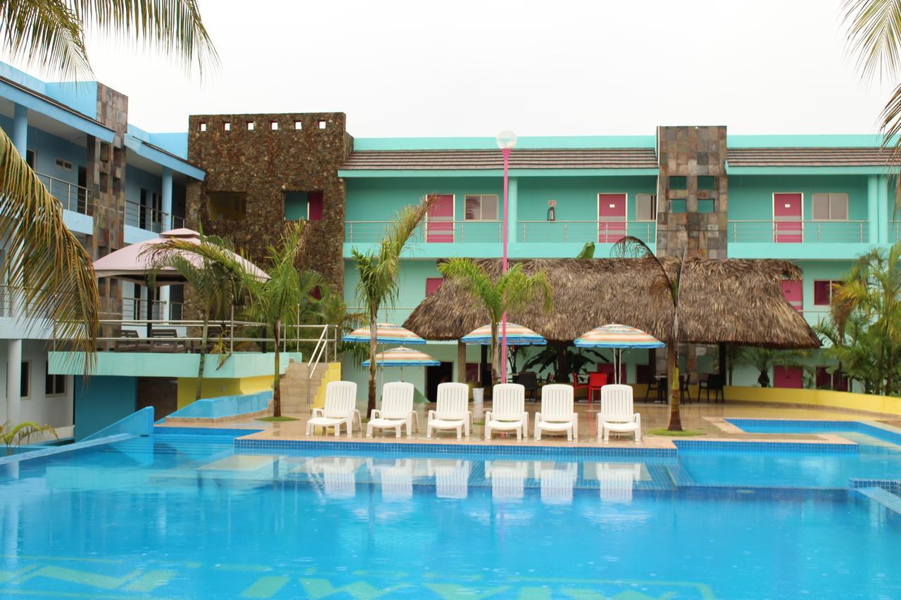 Miami Inn Nuevo Vallarta Ngoại thất bức ảnh