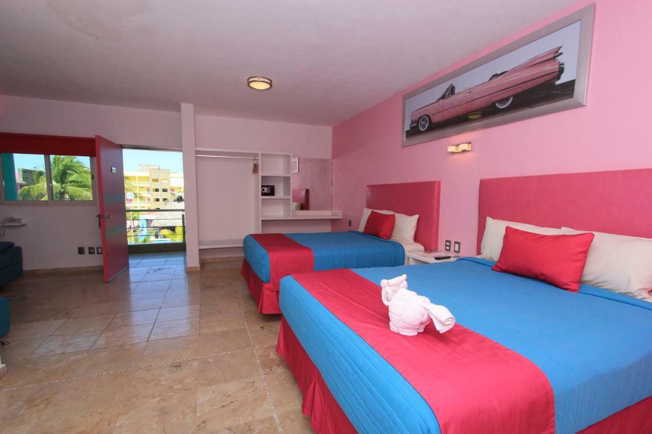 Miami Inn Nuevo Vallarta Ngoại thất bức ảnh