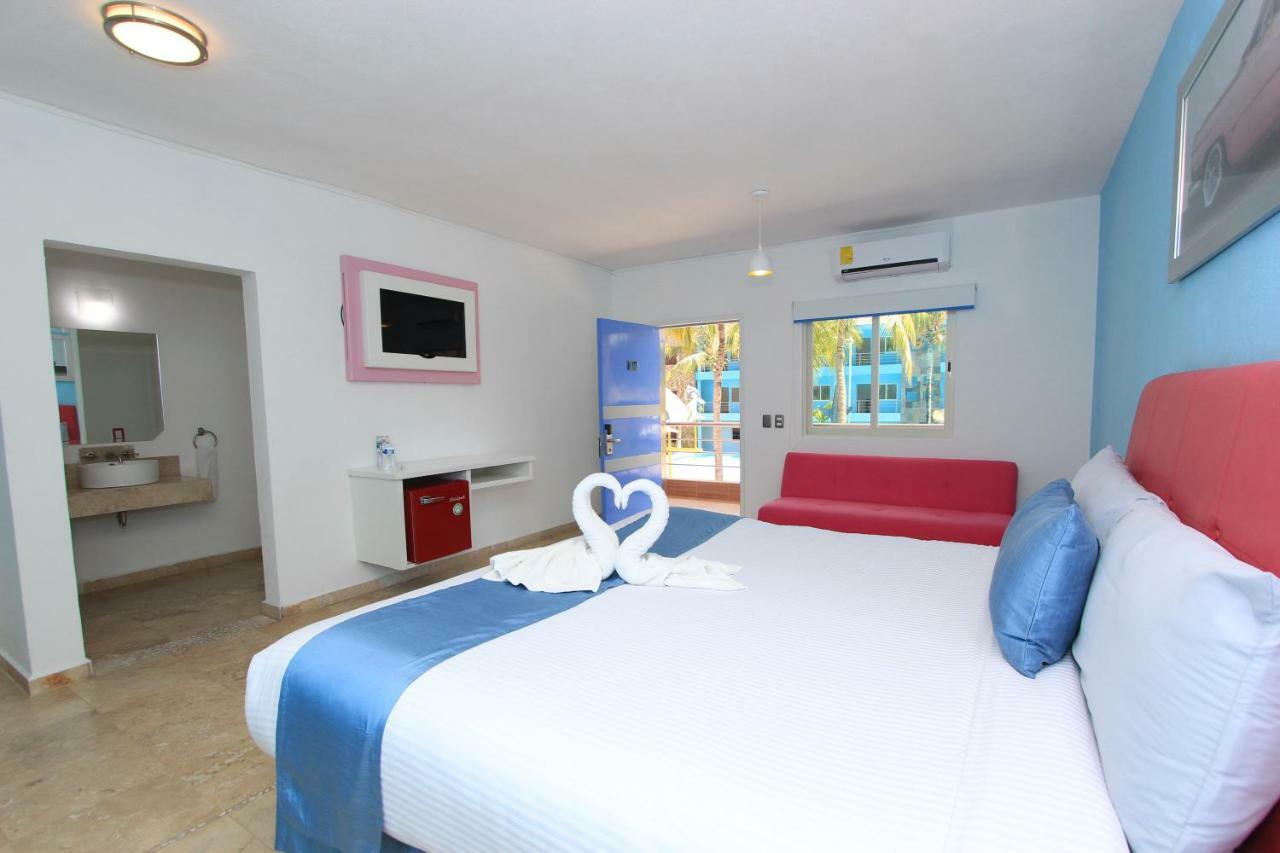Miami Inn Nuevo Vallarta Ngoại thất bức ảnh